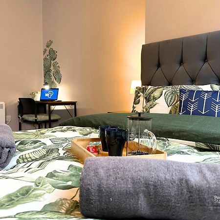 Hanley, Stoke - Modern Spacious Apartments By Polkastays Eksteriør bilde
