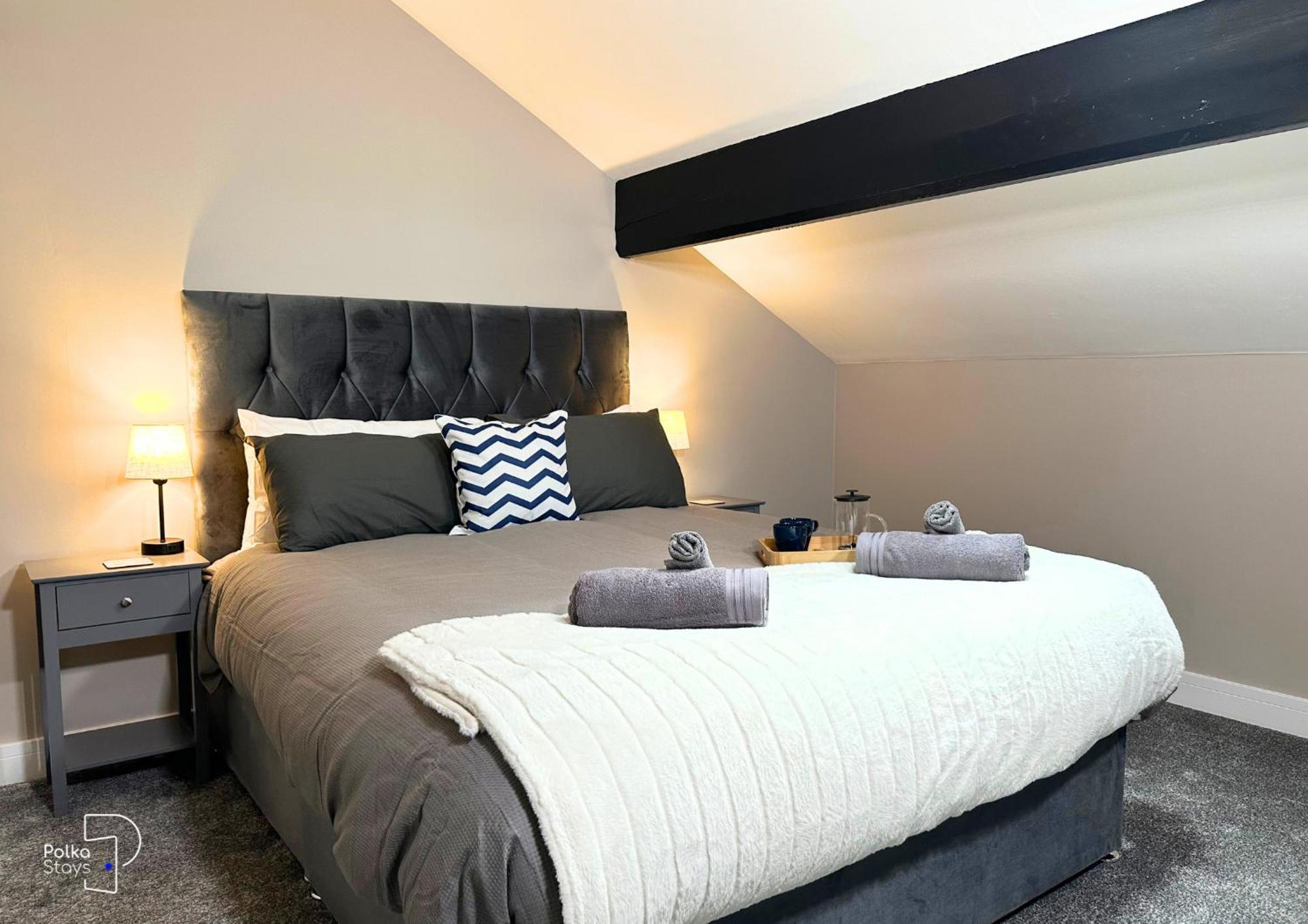 Hanley, Stoke - Modern Spacious Apartments By Polkastays Eksteriør bilde